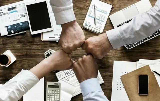 Collaborazione